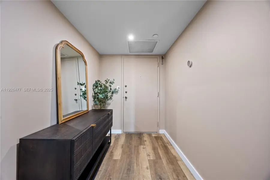 1915 Brickell Ave #1001, Miami, FL 33129 - Image #3