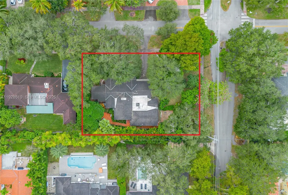 2607 N Greenway Dr, Coral Gables, FL 33134 - Image #1