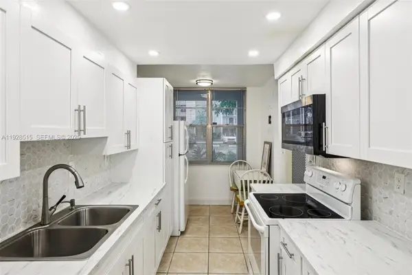 2900 NW 48th Ter #115, Lauderdale Lakes, FL 33313