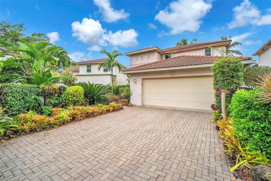 113 NW 73rd Ter, Plantation, FL 33317 - Image #2