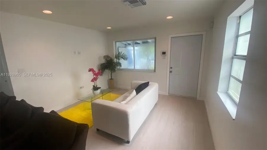 1947 Garfield St, Hollywood, FL 33020 - Image #2