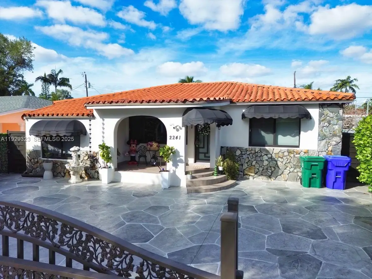 2241 SW 26th St, Miami, FL 33133 - Image #1