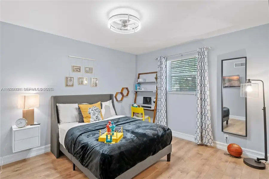 7173 Orange Dr #214B, Davie, FL 33314 - Image #2