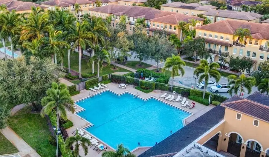 1131 SW 147th Ave, Pembroke Pines, FL 33027 - Image #3