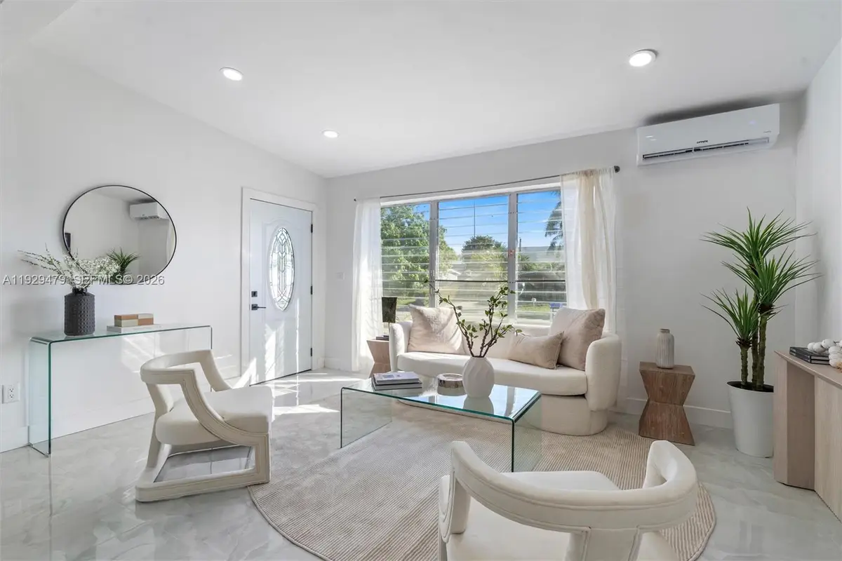 4041 NE 15th Ter, Pompano Beach, FL 33064 - #1