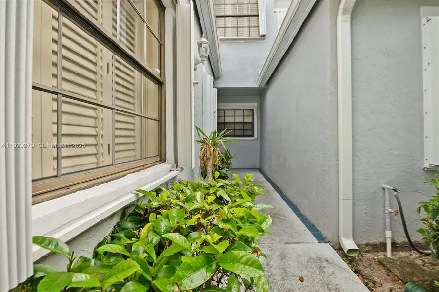 7878 NW 84th Ter, Tamarac, FL 33321 - Image #3