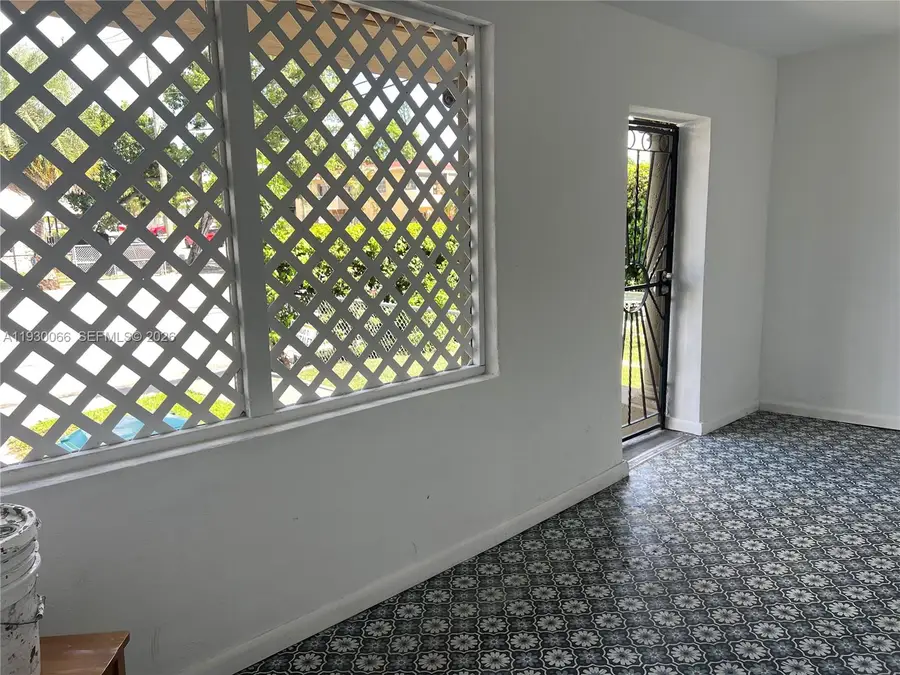 842 SW 12th Ave, Miami, FL 33130 - Image #3