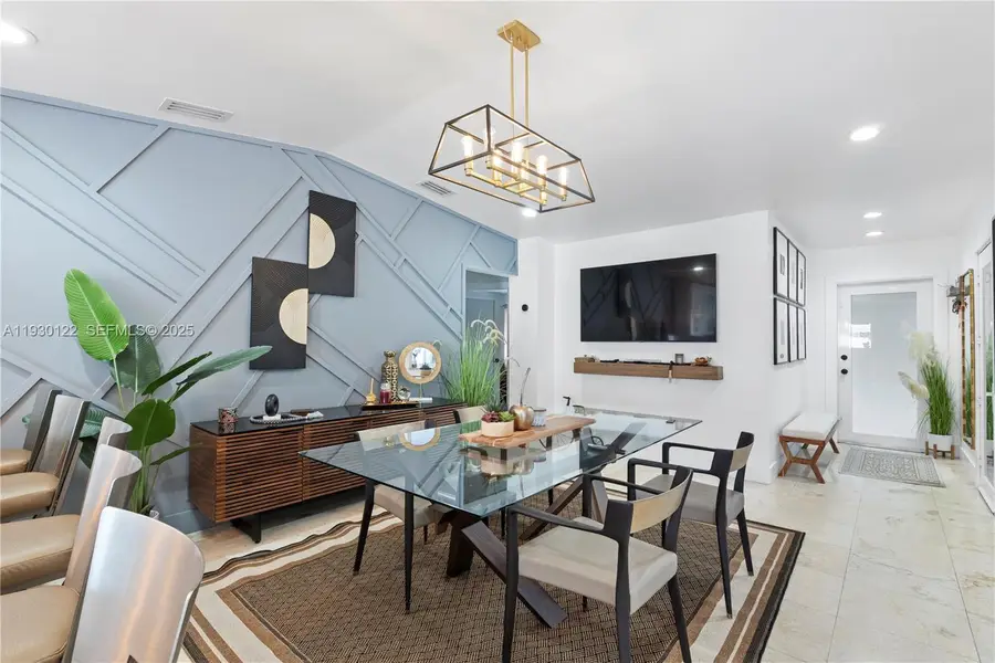 5546 S Lakewood Cir S C, Margate, FL 33063 - Image #3