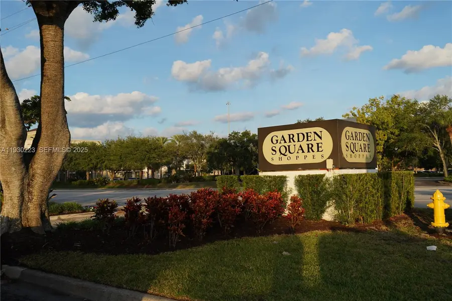 2427 24th Lane, Palm Beach Gardens, FL 33418 - Image #2