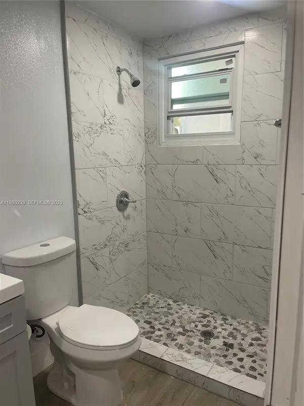 841 N 69th Ave, Hollywood, FL 33024