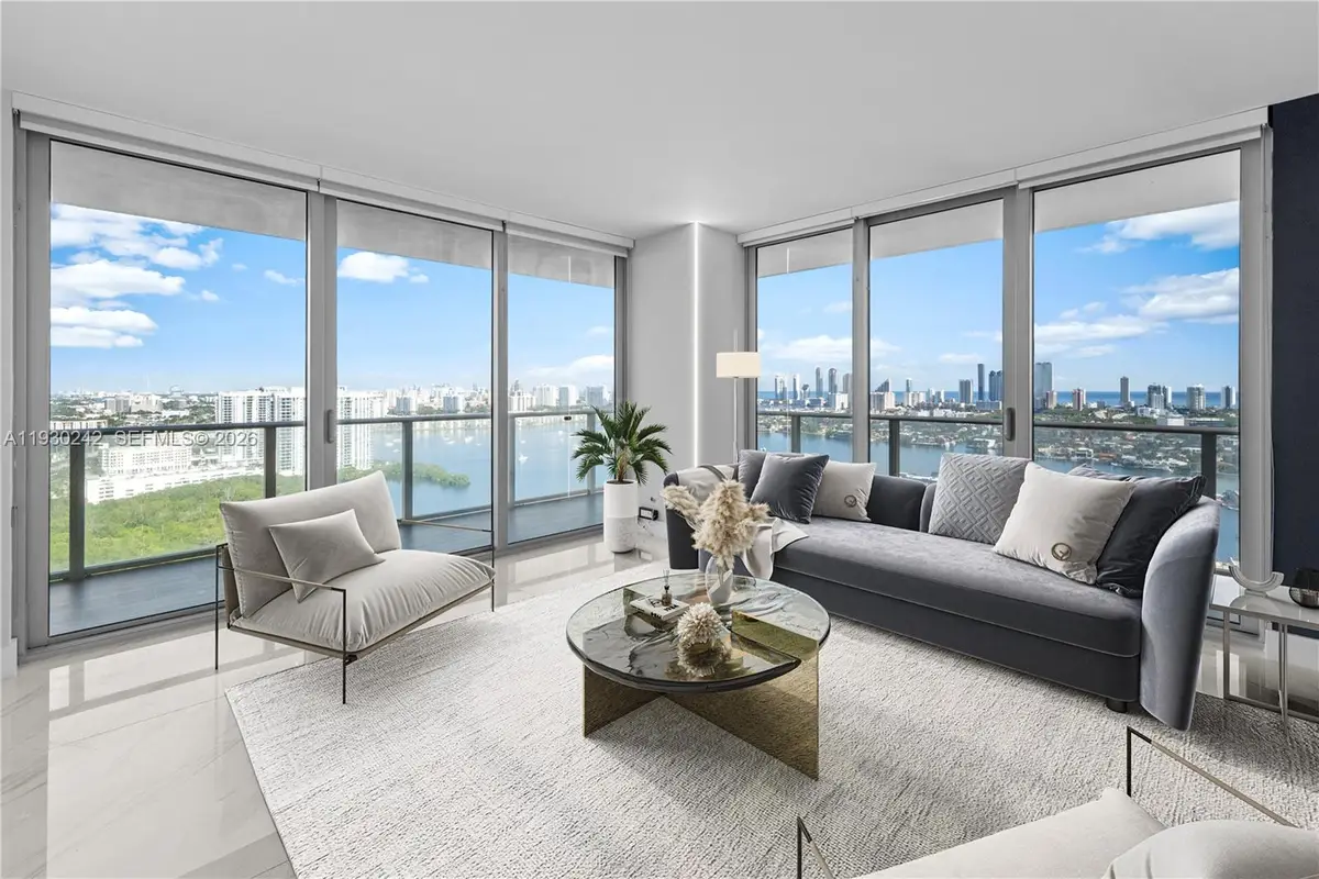 16385 Biscayne Blvd #2907, North Miami Beach, FL 33160 - #1