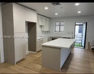 4990 E Palm Ct, Hialeah, FL 33013 - Image #3