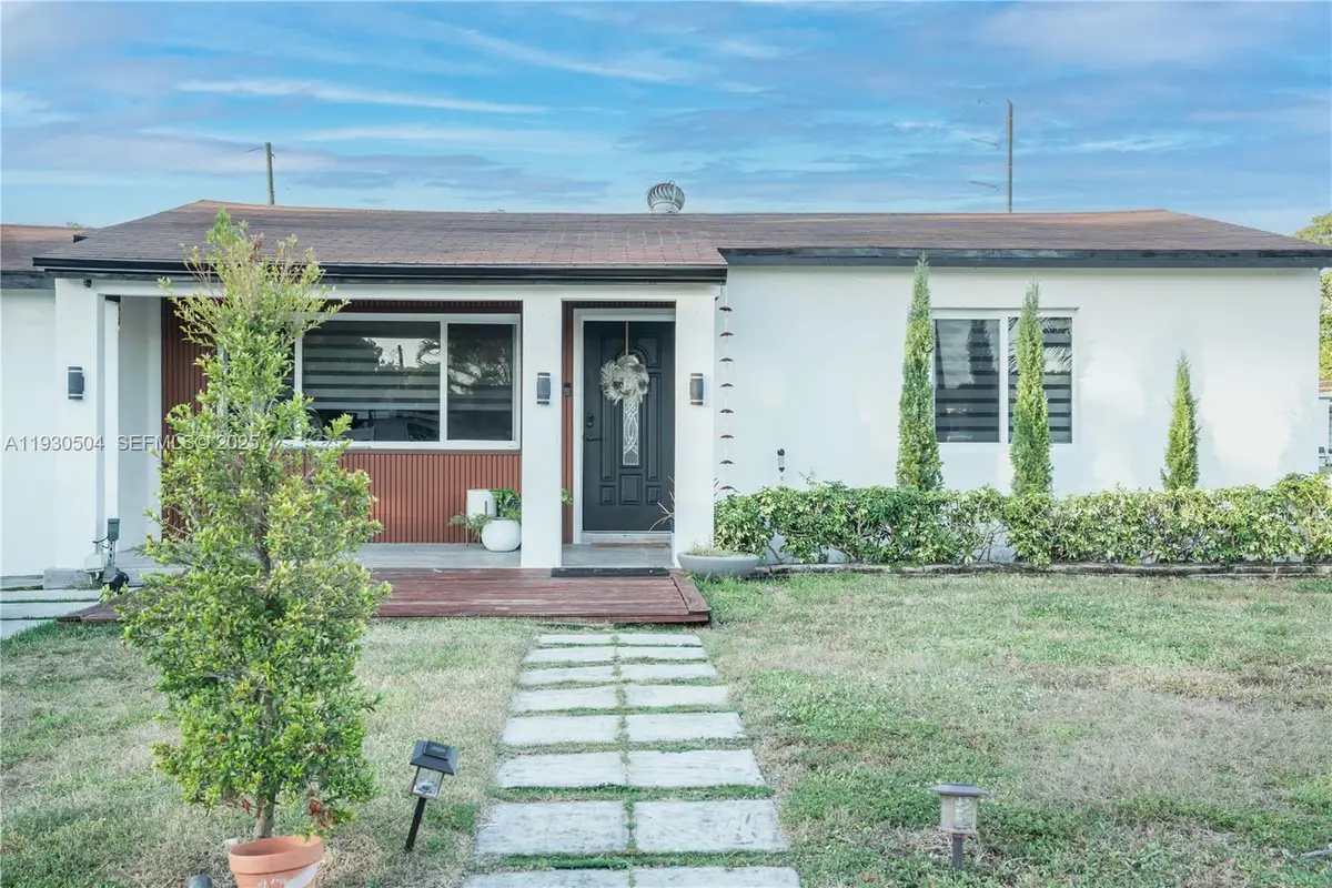 2403 Rodman St, Hollywood, FL 33020 - #1