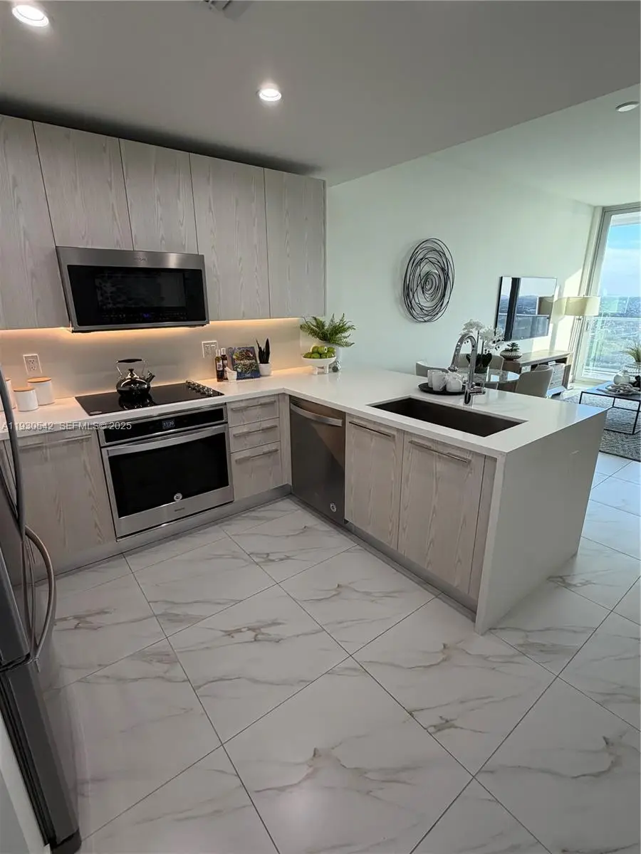 2000 Metropica Way #2108, Sunrise, FL 33323 - Image #3