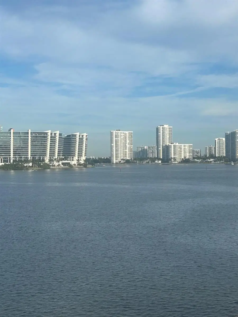 251 174th St #418, Sunny Isles Beach, FL 33160 - Image #1