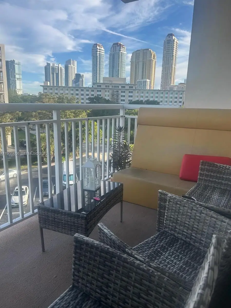 251 174th St #418, Sunny Isles Beach, FL 33160 - Image #3