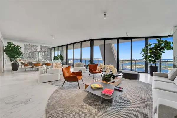 1000 Biscayne Blvd #3902, Miami, FL 33132