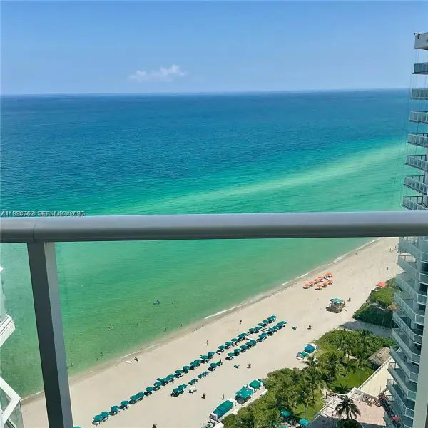 16445 Collins Ave #2722, Sunny Isles Beach, FL 33160