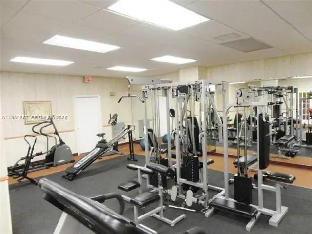 231 174th St #LO-5, Sunny Isles Beach, FL 33160 - Image #2