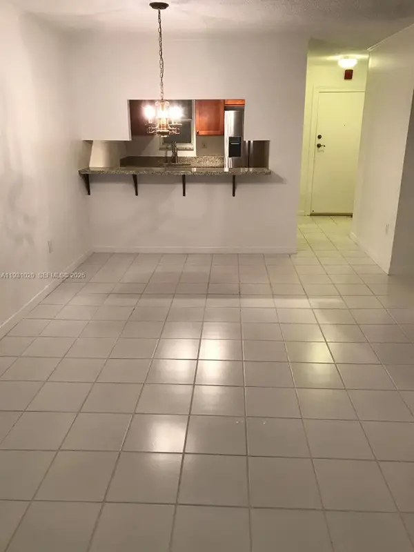 160 SW 30th Ave #104A, Miami, FL 33135