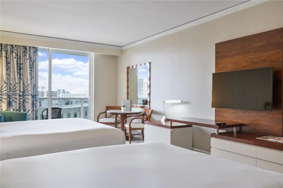 18001 Collins Ave #616, Sunny Isles Beach, FL 33160 - Image #2