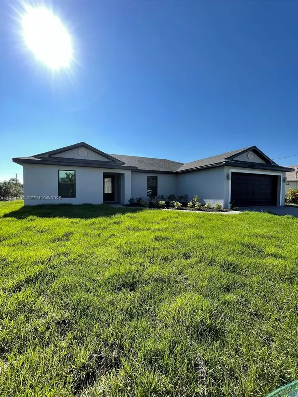 861 Winwood Circle, Fort Myers, FL 33913