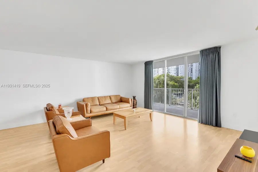 2801 NE 183 St #301W, Aventura, FL 33160 - Image #3