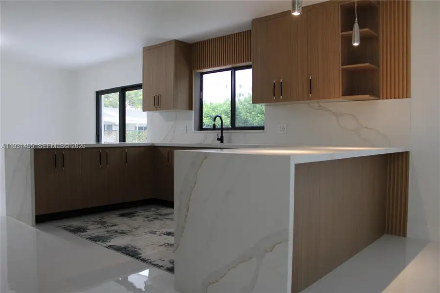 7630 SW 94th Ave, Miami, FL 33173 - Image #2