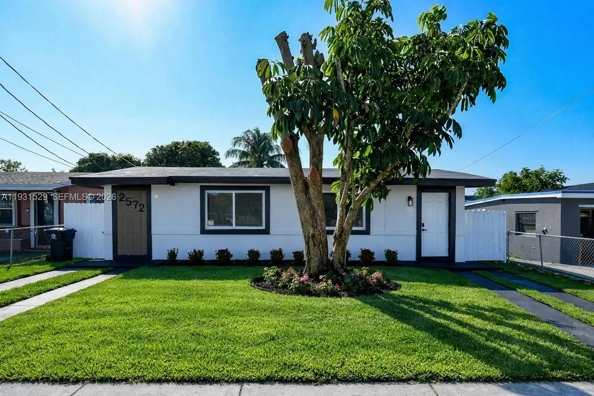 2572 NW 20th St, Fort Lauderdale, FL 33311 - #1