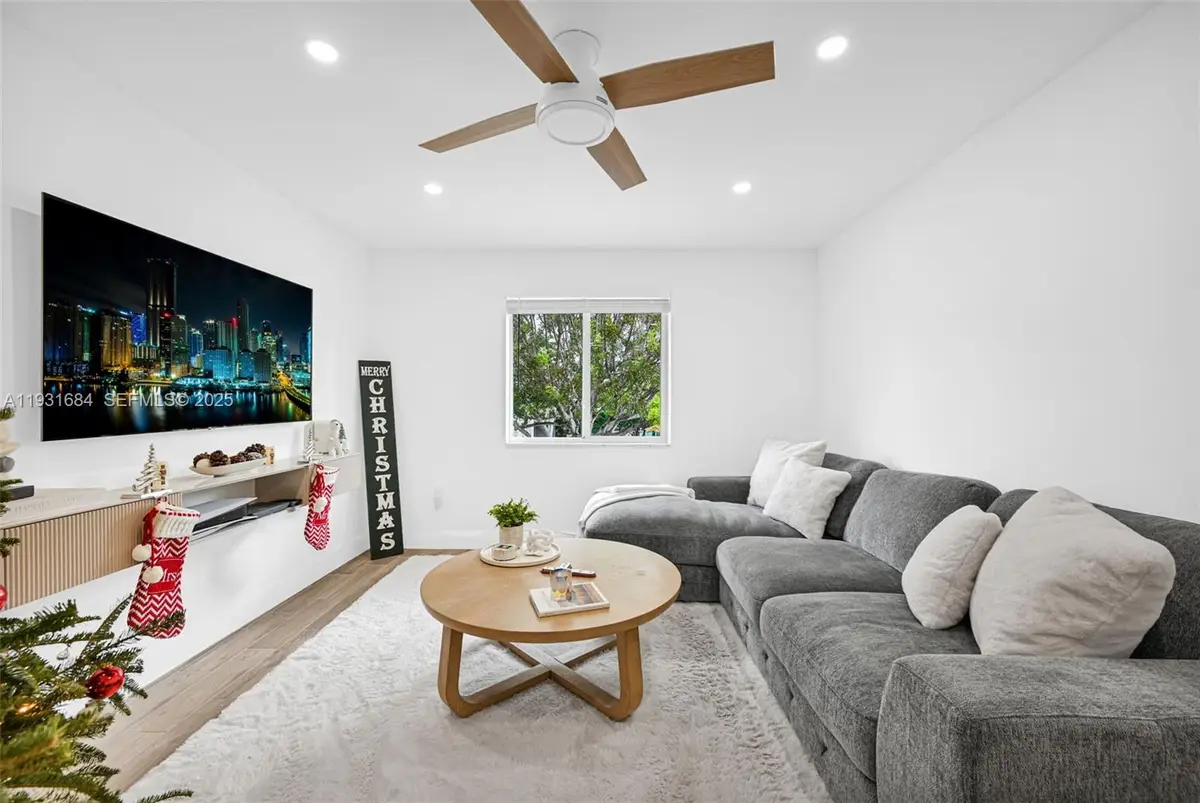 8609 SW 68th Ct #24, Pinecrest, FL 33156 - Image #1