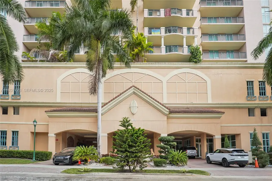 17555 Atlantic Blvd #1205, Sunny Isles Beach, FL 33160 - Image #3