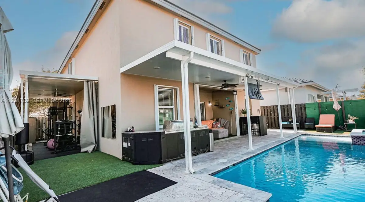 3455 NE 1st St, Homestead, FL 33033 - Image #1