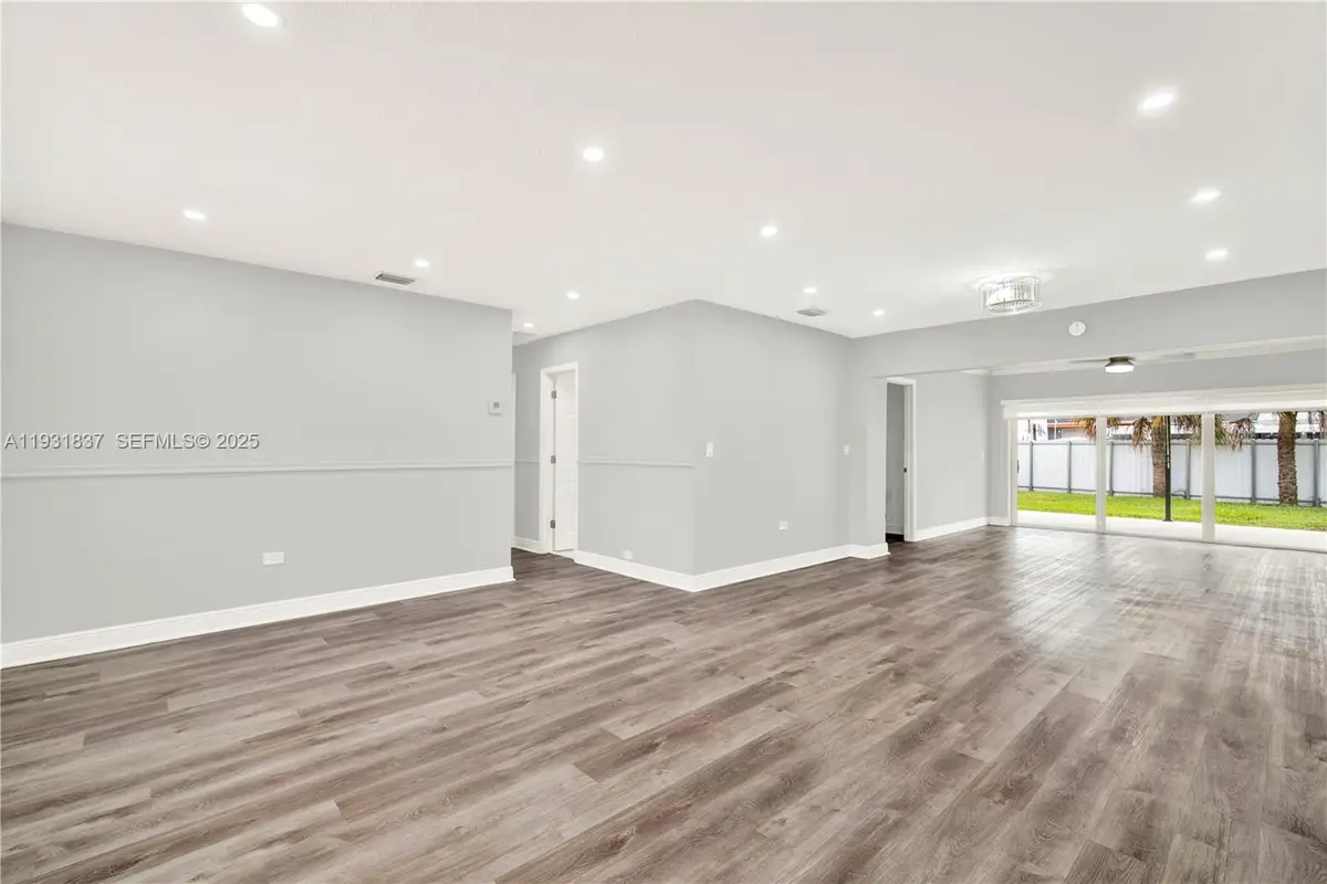 7932 Meridian St, Miramar, FL 33023 - Image #1