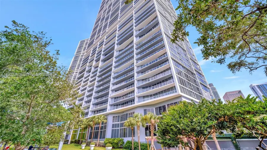 495 Brickell Ave #2201, Miami, FL 33131 - Image #3
