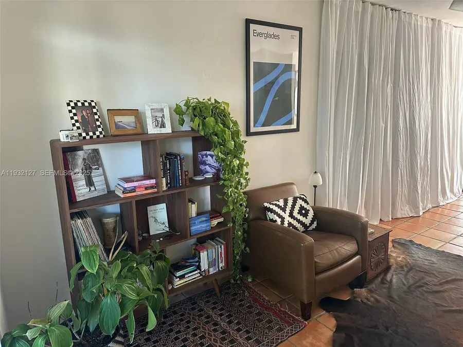 726 NE 92nd St #6L, Miami Shores, FL 33138 - Image #3