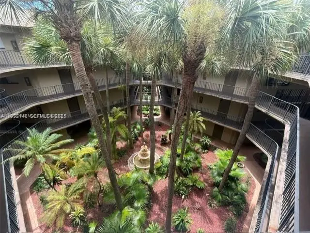 8625 NW 8th St #401, Miami, FL 33126 - Image #2