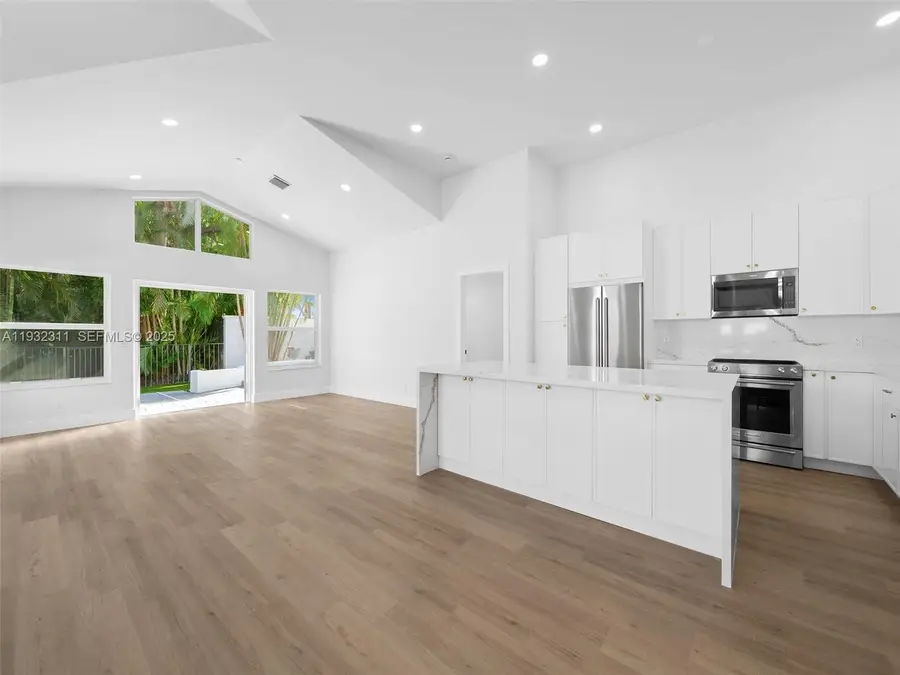 2014 NW 52nd St, Boca Raton, FL 33496 - Image #3