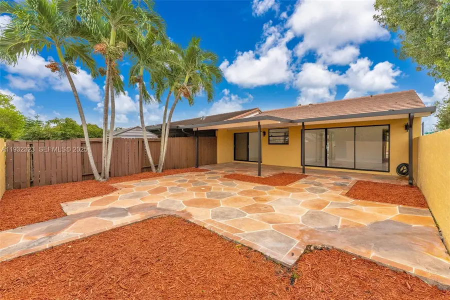 14719 SW 84th Ter, Miami, FL 33193 - Image #2