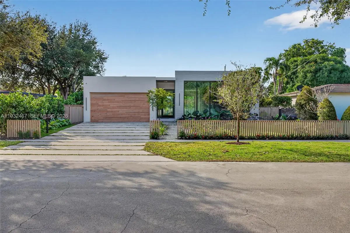 830 Oriole Ave, Miami Springs, FL 33166 - #1