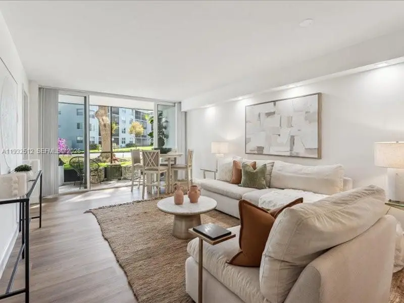 103 Royal Park Dr #1G, Oakland Park, FL 33309 - Image #2