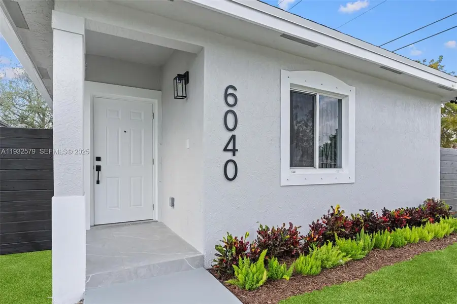 6040 NW 30th Ave, Miami, FL 33142 - Image #2