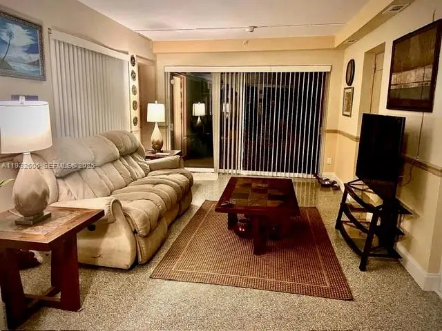 6270 NW 18th St, Sunrise, FL 33313 - Image #1