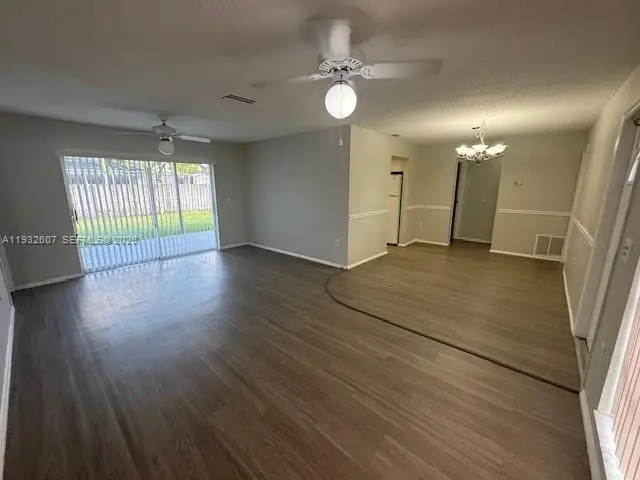 11331 NW 37th Pl, Sunrise, FL 33323 - Image #2