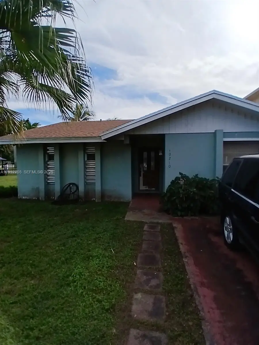10210 SW 175th St, Miami, FL 33157 - Image #1