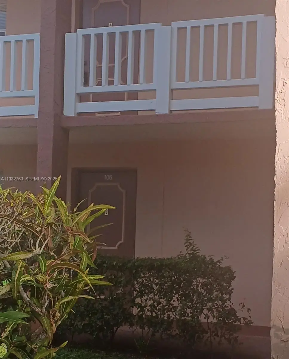 9601 Sunrise Lakes Blvd #106, Sunrise, FL 33322 - Image #1