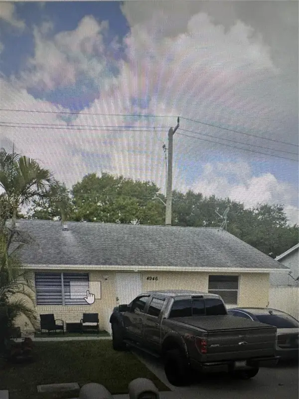 4946 Pimlico Ct, West Palm Beach, FL 33415