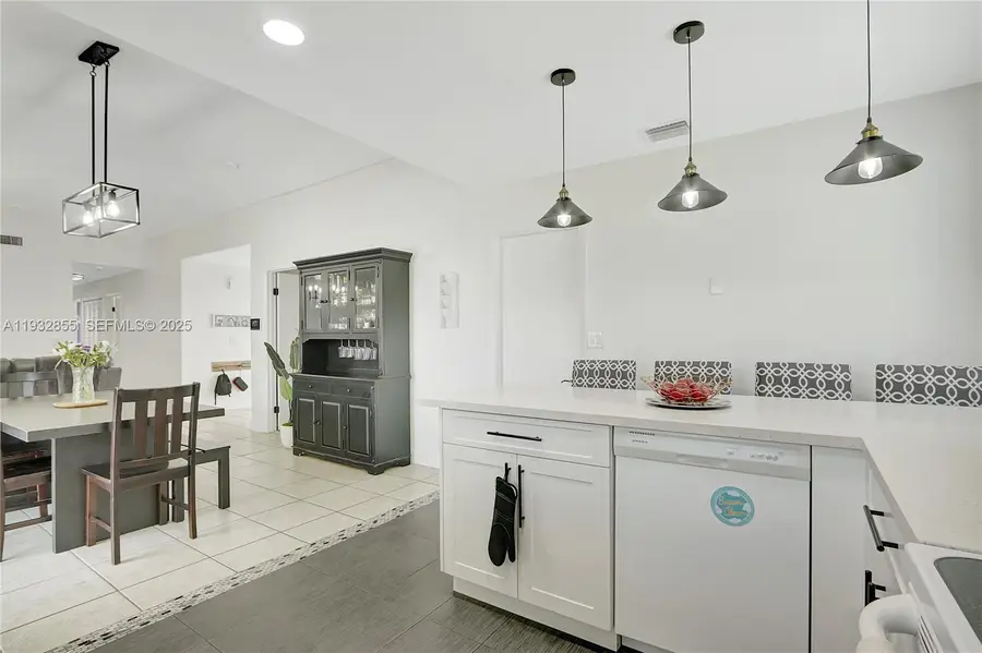 13217 SW 257th Ter, Homestead, FL 33032 - Image #2