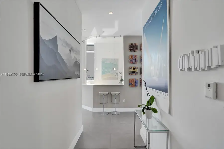 725 NE 22nd St #PH1A, Miami, FL 33137 - Image #2