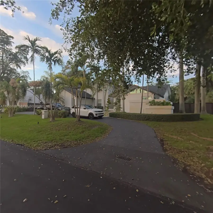 8265 SW 176th Ter, Palmetto Bay, FL 33157 - Image #2