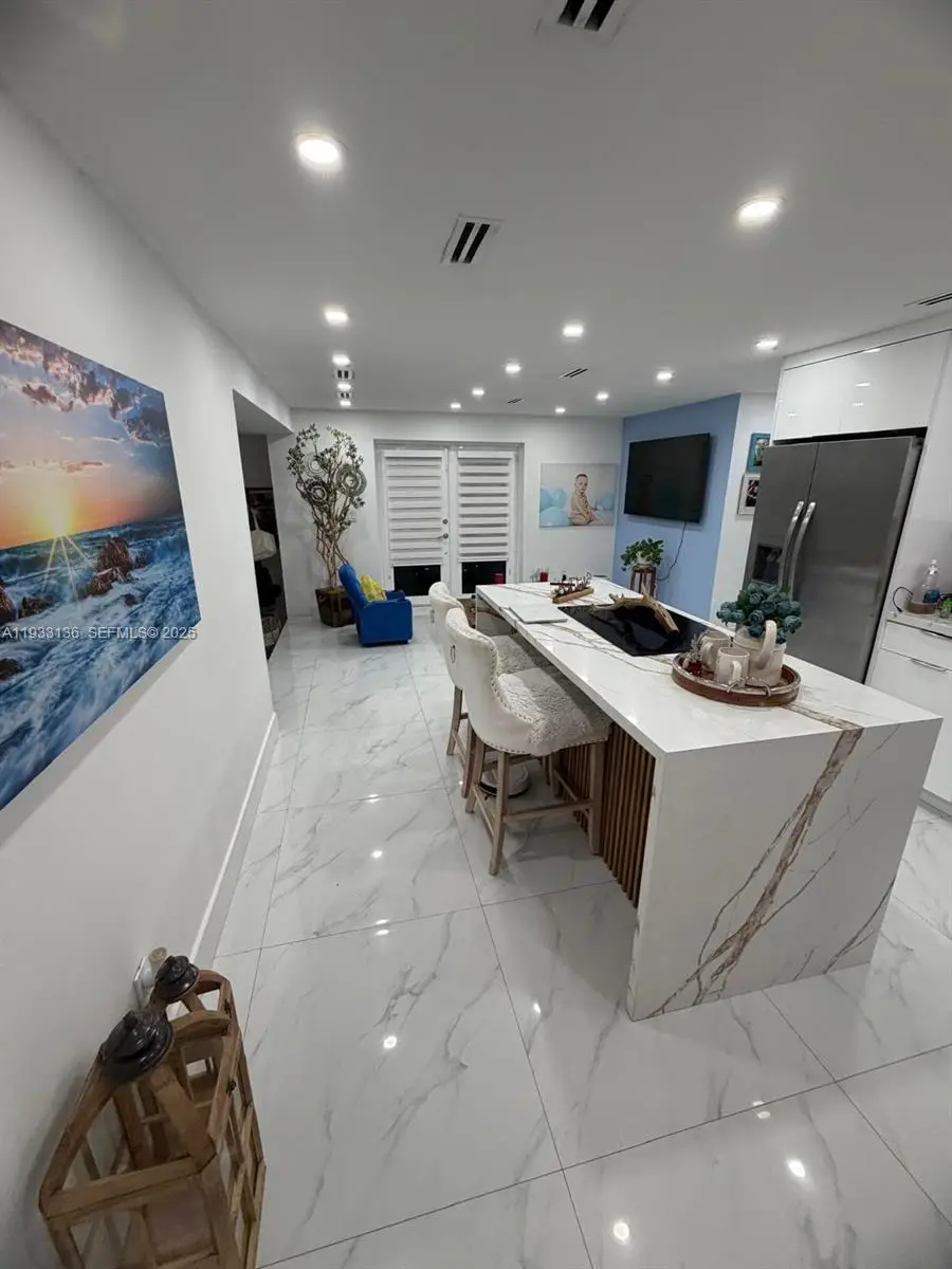 5168 E 8th Ln, Hialeah, FL 33013 - Image #3